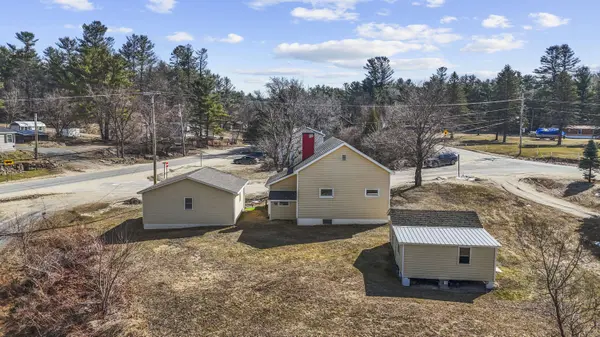 14 Haselton RD, Au Sable Forks, NY 12912