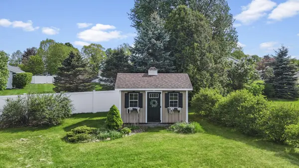 1 Ormsby CIR, Peru, NY 12972