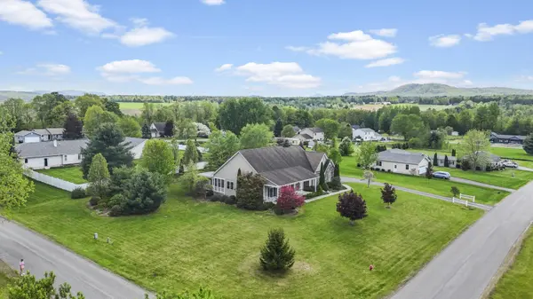 1 Ormsby CIR, Peru, NY 12972