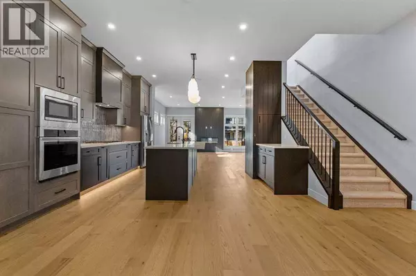 1415 27 Street SW, Calgary, AB T3C1L4