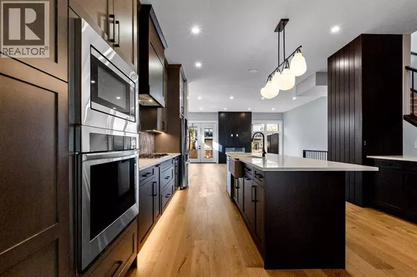 1415 27 Street SW, Calgary, AB T3C1L4