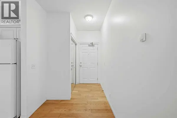 106, 2134 Kensington Road NW, Calgary, AB T2N3R7