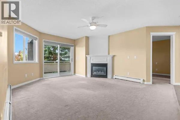 201, 20 Country Hills View NW, Calgary, AB T3K5A3