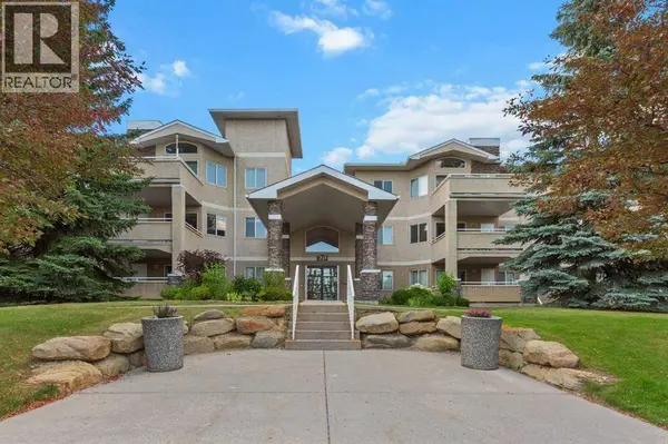 201, 20 Country Hills View NW