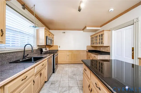 1748 S Sycamore ST, Petersburg, VA 23805