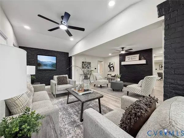 3885 Strawberry Plains RD, Williamsburg, VA 23188