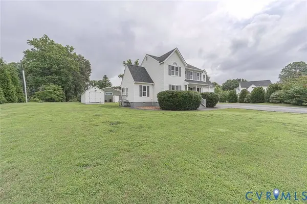 11901 Warfield Estates DR, Chester, VA 23831