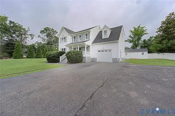 11901 Warfield Estates DR, Chester, VA 23831