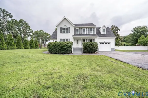 11901 Warfield Estates DR, Chester, VA 23831