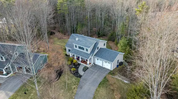 9 Casey LN, Old Orchard Beach, ME 04064