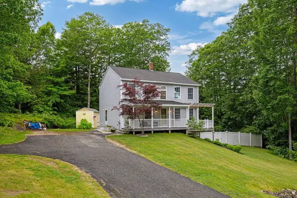 19 Fox Run RD, Gray, ME 04039