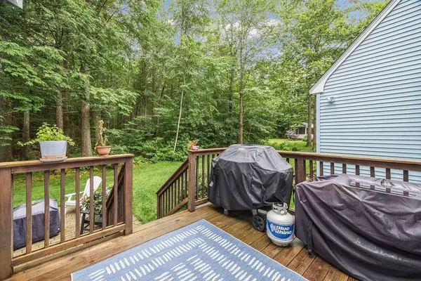 294 Pointed Fir BLVD E, Wells, ME 04090