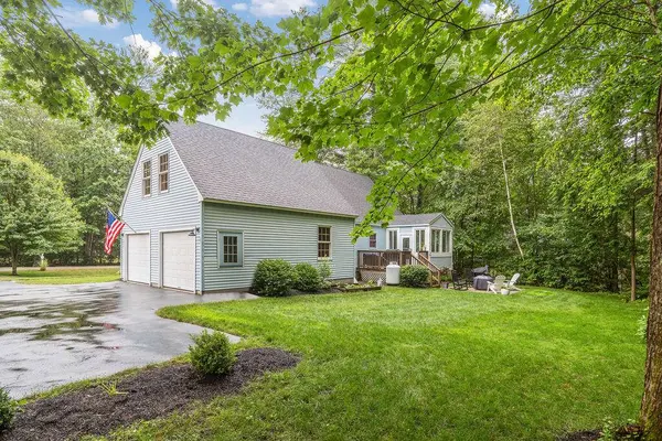 294 Pointed Fir BLVD E, Wells, ME 04090