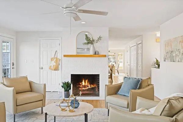 9 Riverside AVE, Saco, ME 04072