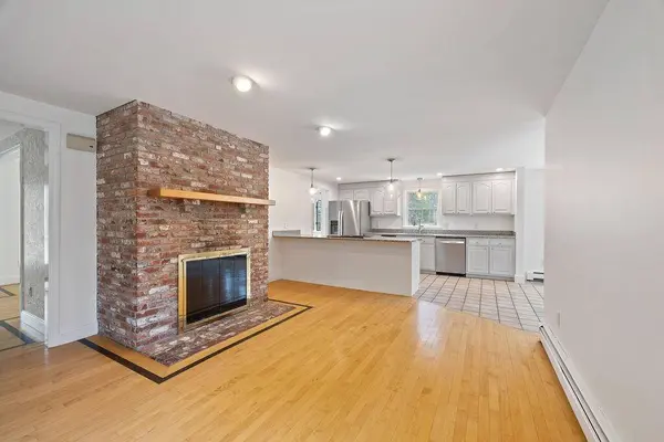 11 Emerson DR, Wells, ME 04090