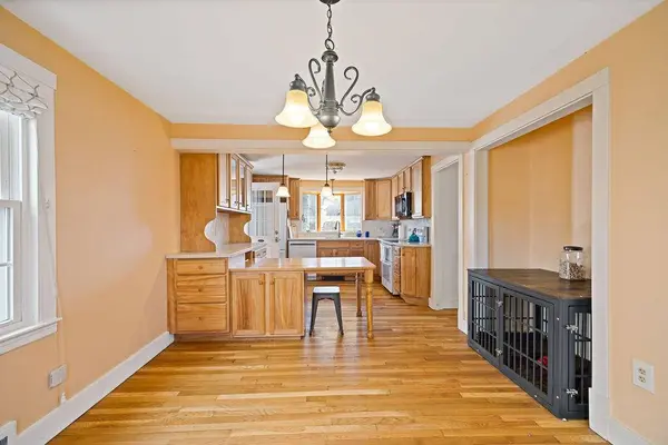 17 US Route 1, Falmouth, ME 04105