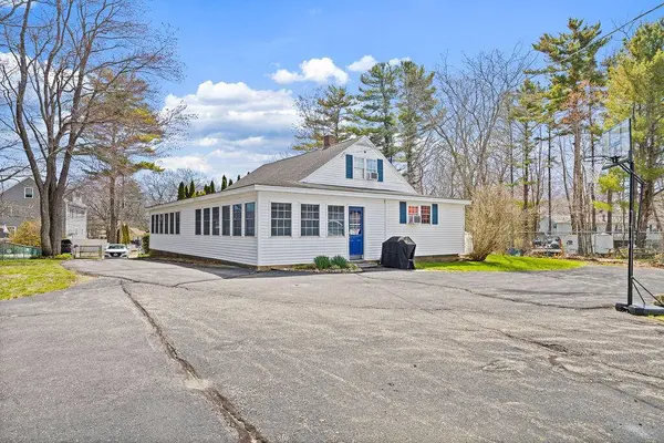 7 Cappy's LN, York, ME 03909