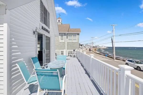 403 Webhannet DR, Wells, ME 04090