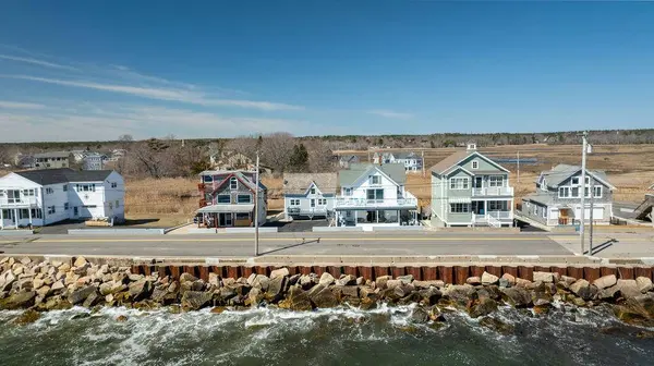 403 Webhannet DR, Wells, ME 04090