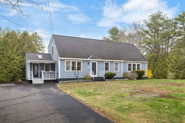 43 Sedgewood DR, Kennebunk, ME 04043