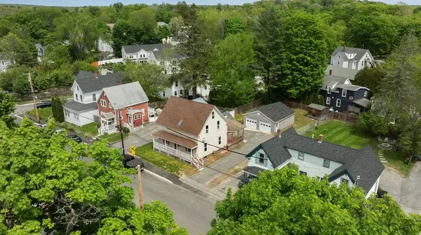 68 Seavey ST, Westbrook, ME 04092