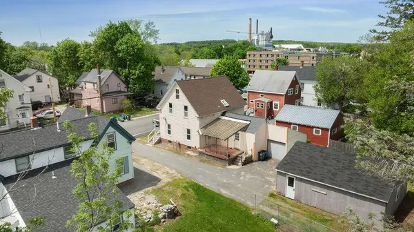 68 Seavey ST, Westbrook, ME 04092