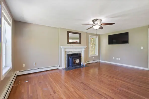 240 Old Nottingham RD, Epping, NH 03042