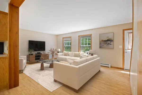 39 Jades WAY, Bowdoinham, ME 04008