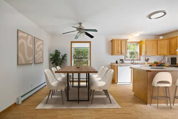 39 Jades WAY, Bowdoinham, ME 04008