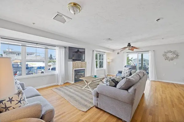170 E Grand AVE #4, Old Orchard Beach, ME 04064