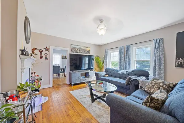 58 Portland AVE, Old Orchard Beach, ME 04064