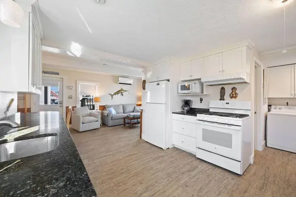17-23 Eastern AVE, Saco, ME 04072