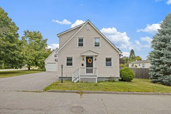 22 Raymond ST, Biddeford, ME 04005