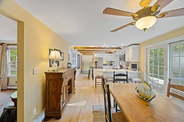 60 Sunrise TER, York, ME 03909