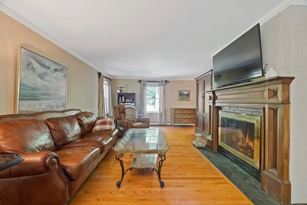 60 Sunrise TER, York, ME 03909