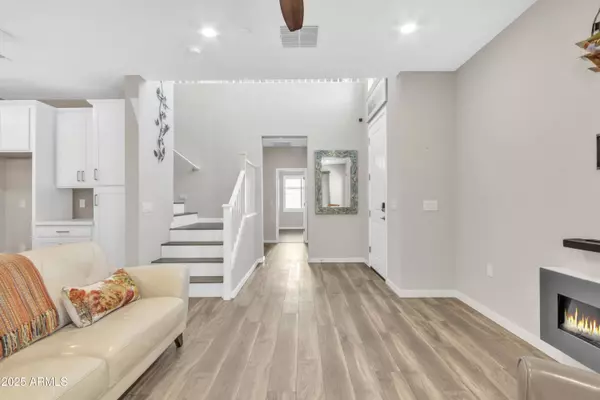 755 E ZION Drive #103, Gilbert, AZ 85297