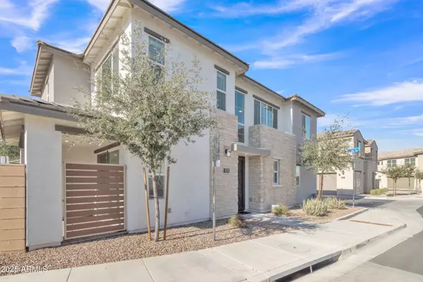 755 E ZION Drive #103, Gilbert, AZ 85297