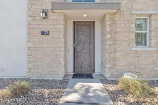 755 E ZION Drive #103, Gilbert, AZ 85297