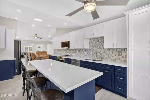 2151 LEISURE WORLD --, Mesa, AZ 85206