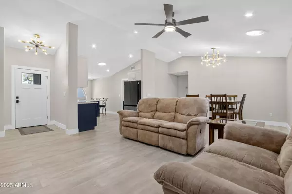 2151 LEISURE WORLD --, Mesa, AZ 85206