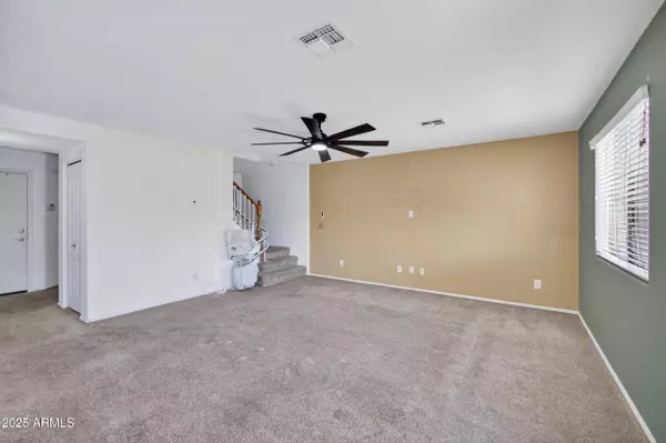 155 W BRANGUS Way, San Tan Valley, AZ 85143