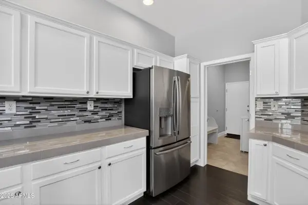 7445 E EAGLE CREST Drive #1056, Mesa, AZ 85207