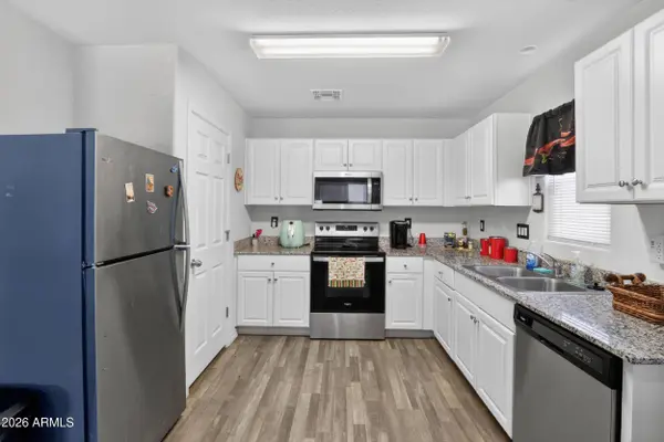 1034 W STARVIEW Avenue, Coolidge, AZ 85128