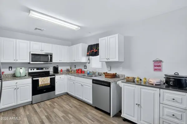 1034 W STARVIEW Avenue, Coolidge, AZ 85128