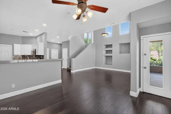 7445 E EAGLE CREST Drive #1056, Mesa, AZ 85207