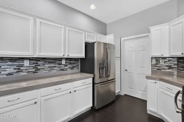 7445 E EAGLE CREST Drive #1056, Mesa, AZ 85207