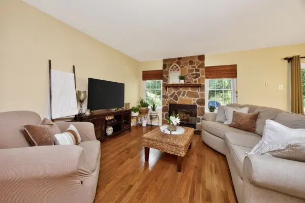 1405 Aspen Ct, West Chester, PA 19380-2101