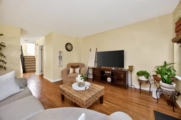 1405 Aspen Ct, West Chester, PA 19380-2101
