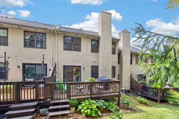1405 Aspen Ct, West Chester, PA 19380-2101