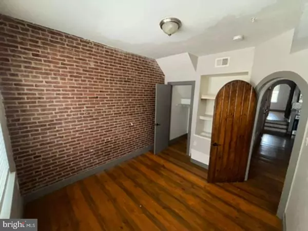 235 E MARKET ST #UNIT 2, West Chester, PA 19382